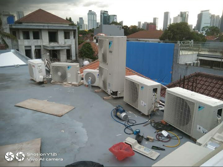 Outdoor AC hampir selesai